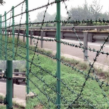 Galvanisierter / PVC-überzogener Stacheldraht für Verkauf